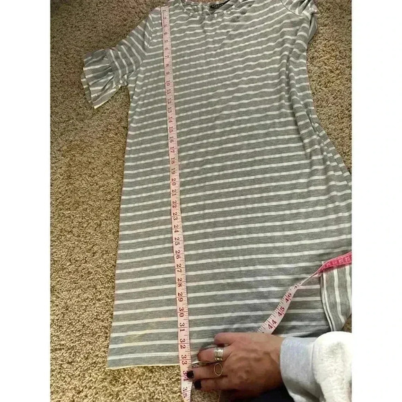 Beyove Stripe Gray and White Ruffle Sleeve Jersey Knit Dress Women's Size S - Picture 9 of 9